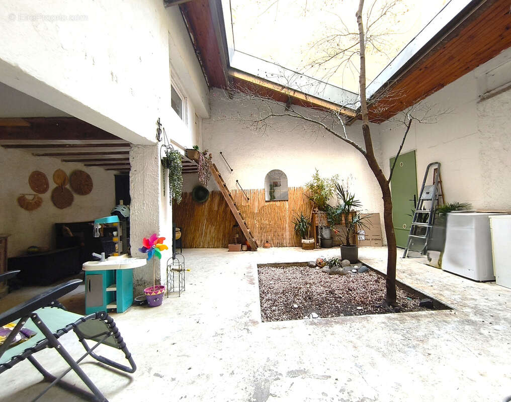 Appartement à BOURG-DE-PEAGE