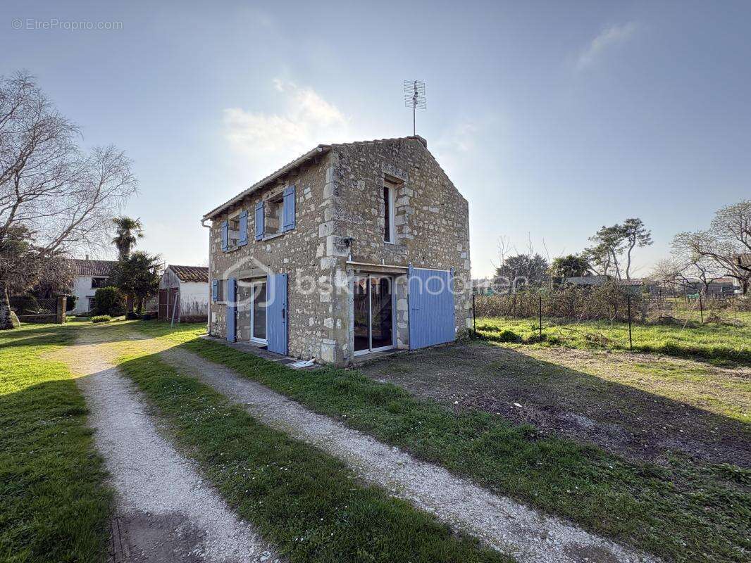 Maison à MEURSAC