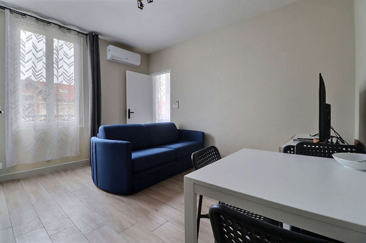 Appartement à AUBERVILLIERS