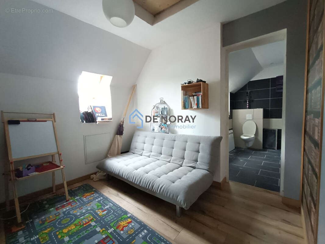 Maison à DAME-MARIE-LES-BOIS