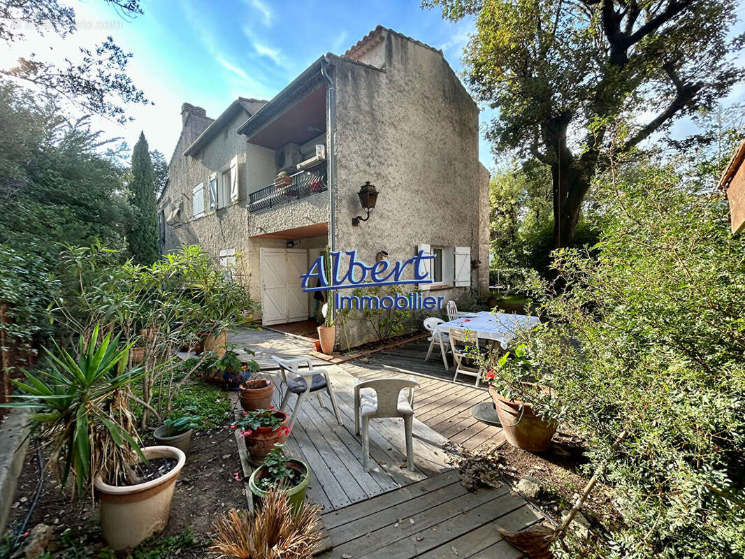Appartement  2 pièce(s) 45 m2- SANARY-SUR-MER - photo 9