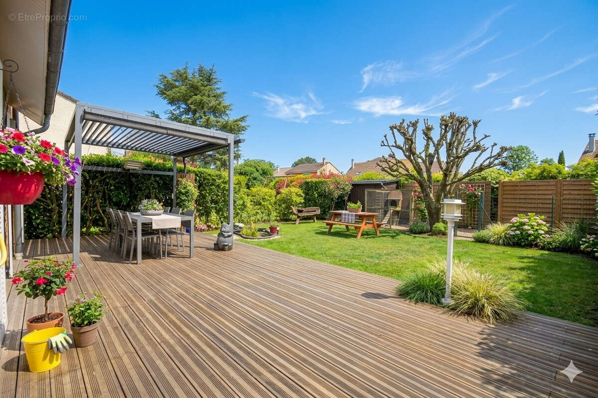 Maison à COIGNIERES