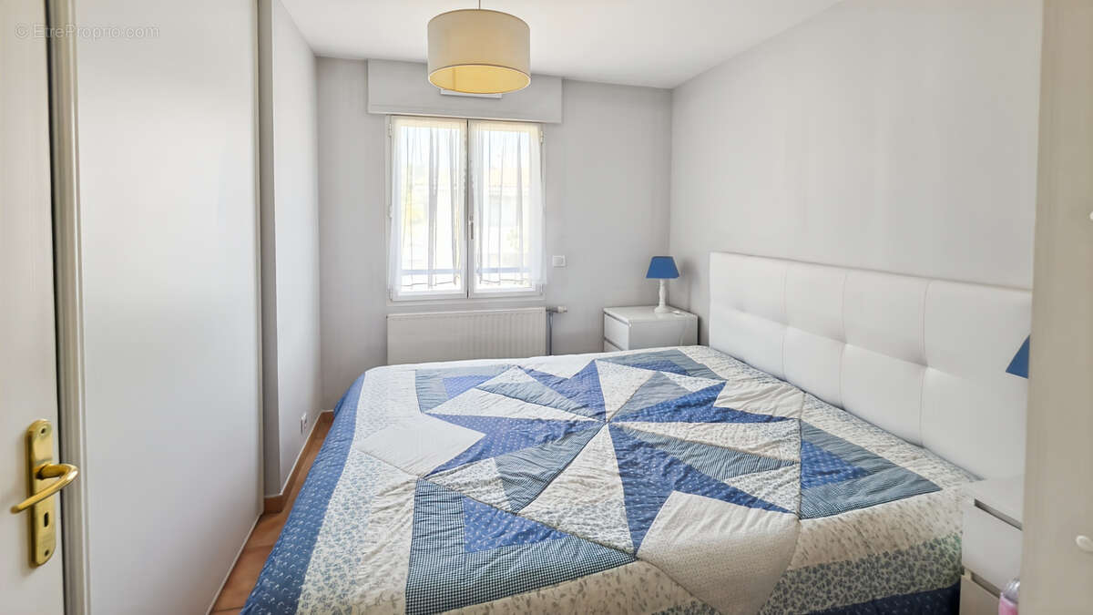 À Draguignan, appartement 5 pièces à vendre + parking privatif - photo 8