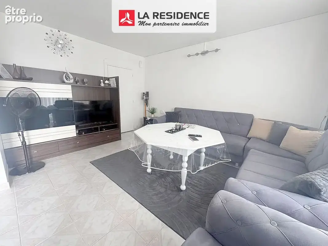 Appartement 5 pièces 85 m² · à Garges-les-Gonesse · 85 m² · 180 000 €