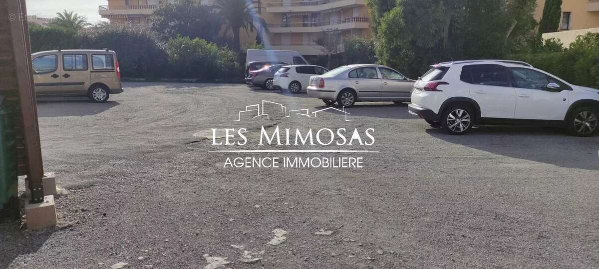 Appartement à FREJUS