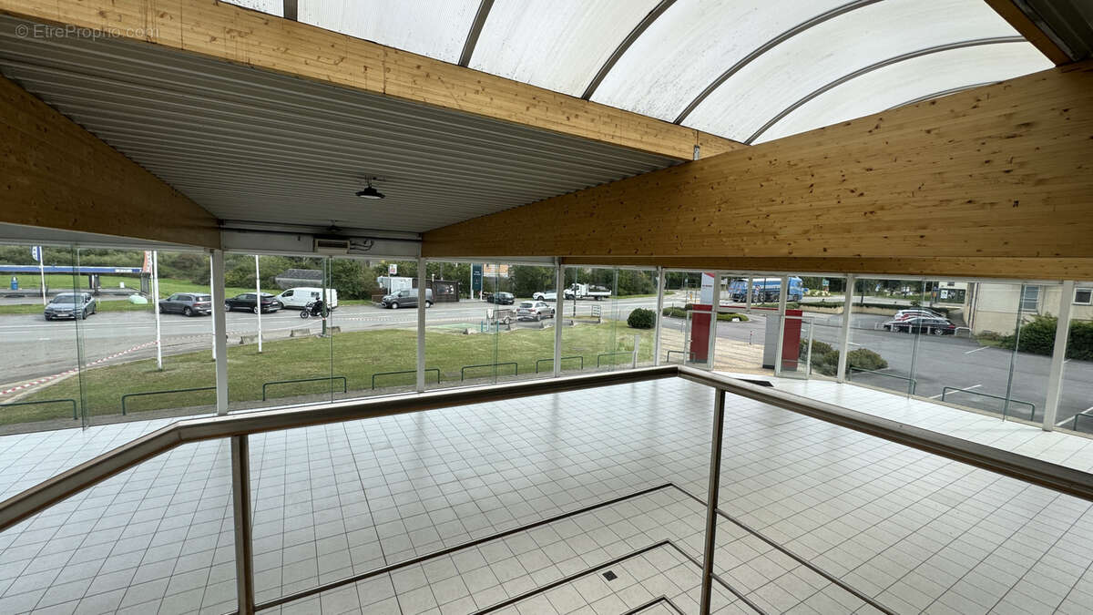 Commerce à SUNDHOUSE