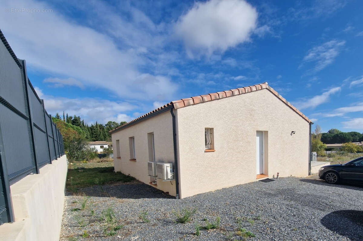 Maison à VILLEMOUSTAUSSOU