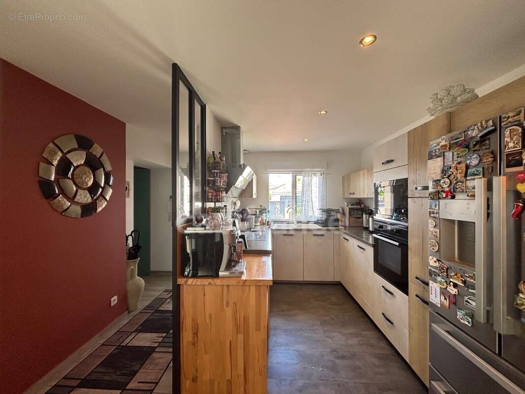 Palavas-les-flots(34), à vendre maison rénovée, surface totale 127 m2, terrain 360 m2, proche mer et toutes commodités - photo 9