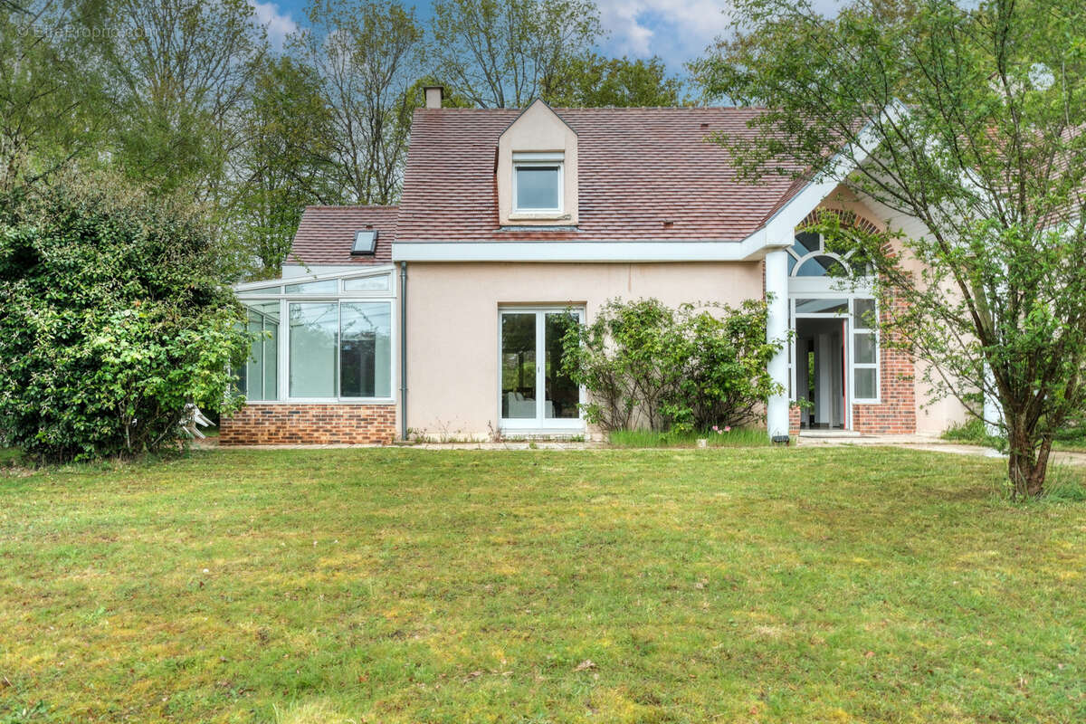 Maison à FORGES-LES-BAINS