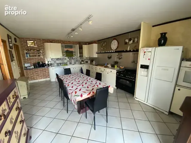 Charmante propriété avec dépendances sur terrain de 4959 M2 - photo 8