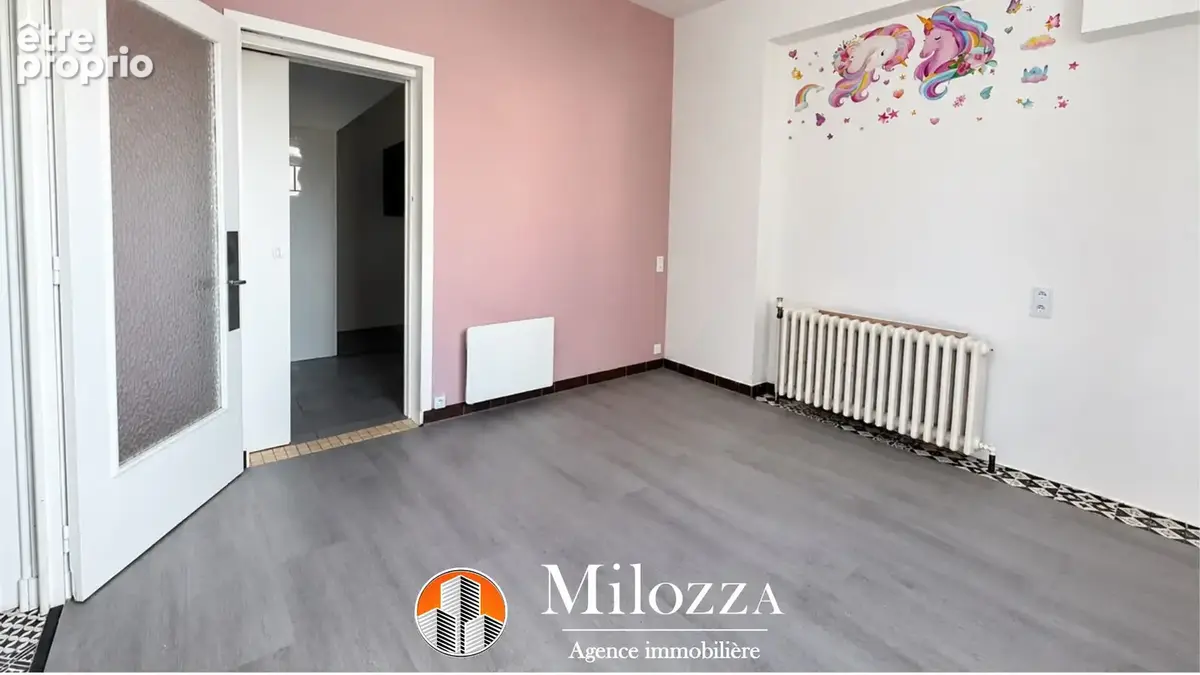 Vaulx-Milieu - Maison 161 m², 4 chambres, terrasse et sous-sol - photo 6
