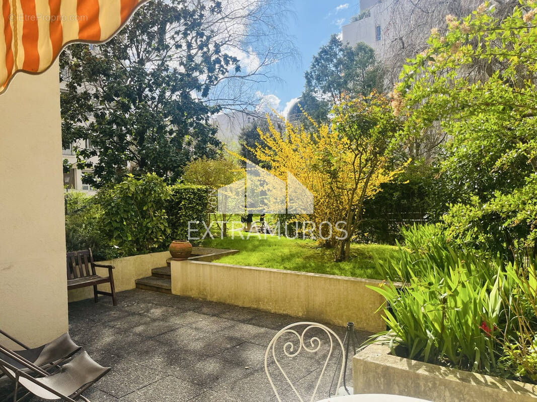 Appartement à LYON-6E