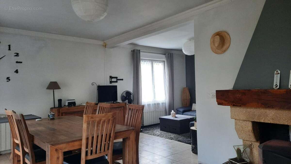 Maison à MIRAMBEAU