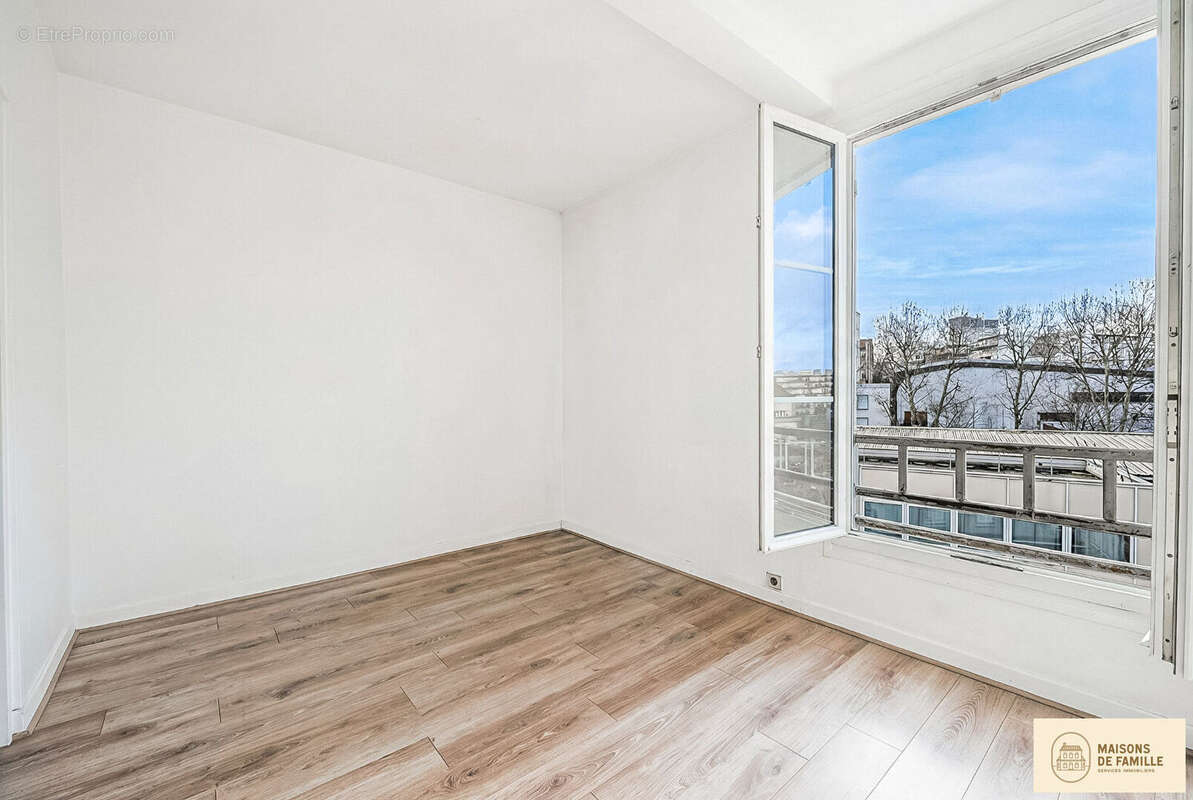 Appartement à COLOMBES