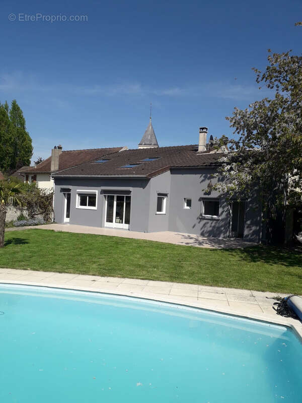 Maison à LES ALLUETS-LE-ROI