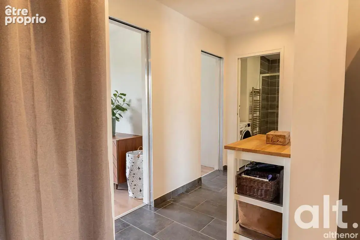 Appartement à Annecy — 3 chambres et traversant - photo 12