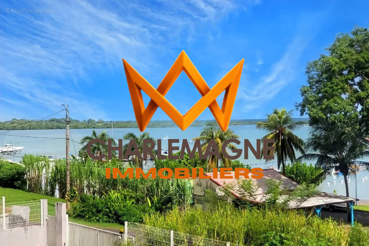 Appartement à BAIE-MAHAULT