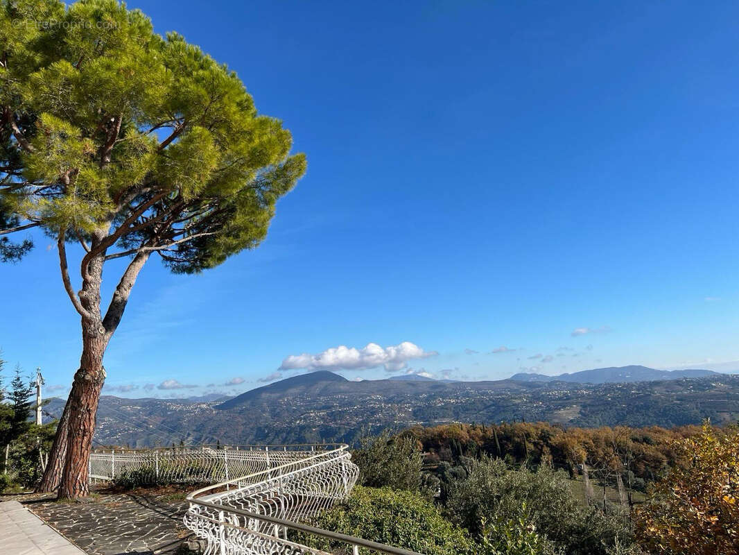 Maison à SAINT-JEANNET