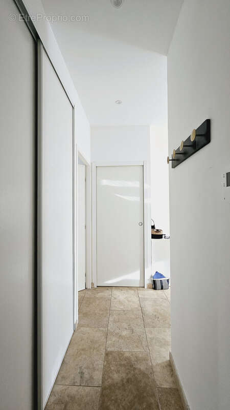 Appartement à SAINT-CYR-SUR-MER