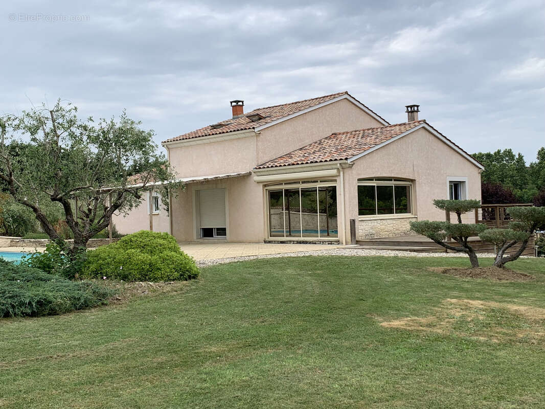 Maison à SAINT-BARTHELEMY-D'AGENAIS