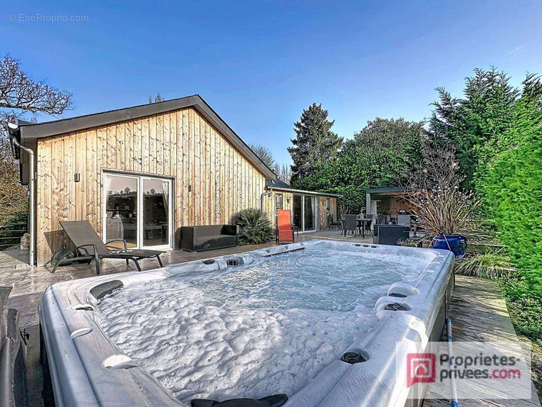 Maison de plain-pied rénovée avec suite parentale, spa de nage et vue sur les chevaux ? À 15 min de Deauville - photo 16