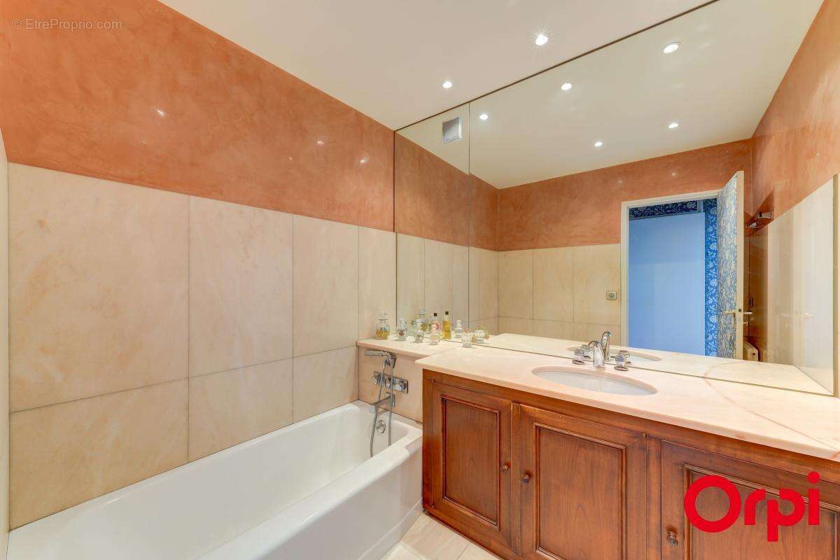 Appartement T4 à Vendre Caluire 136 m2 - photo 16