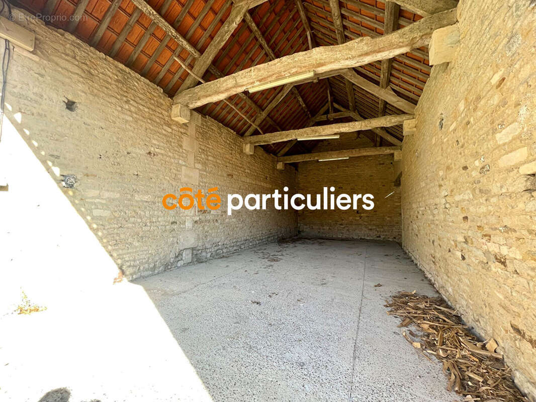 Maison à GRAINVILLE-SUR-ODON