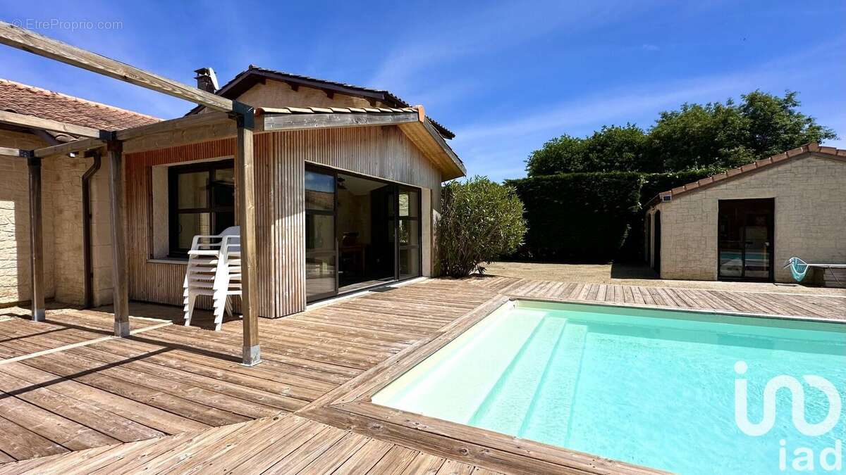 Photo 5 - Maison à LANTON