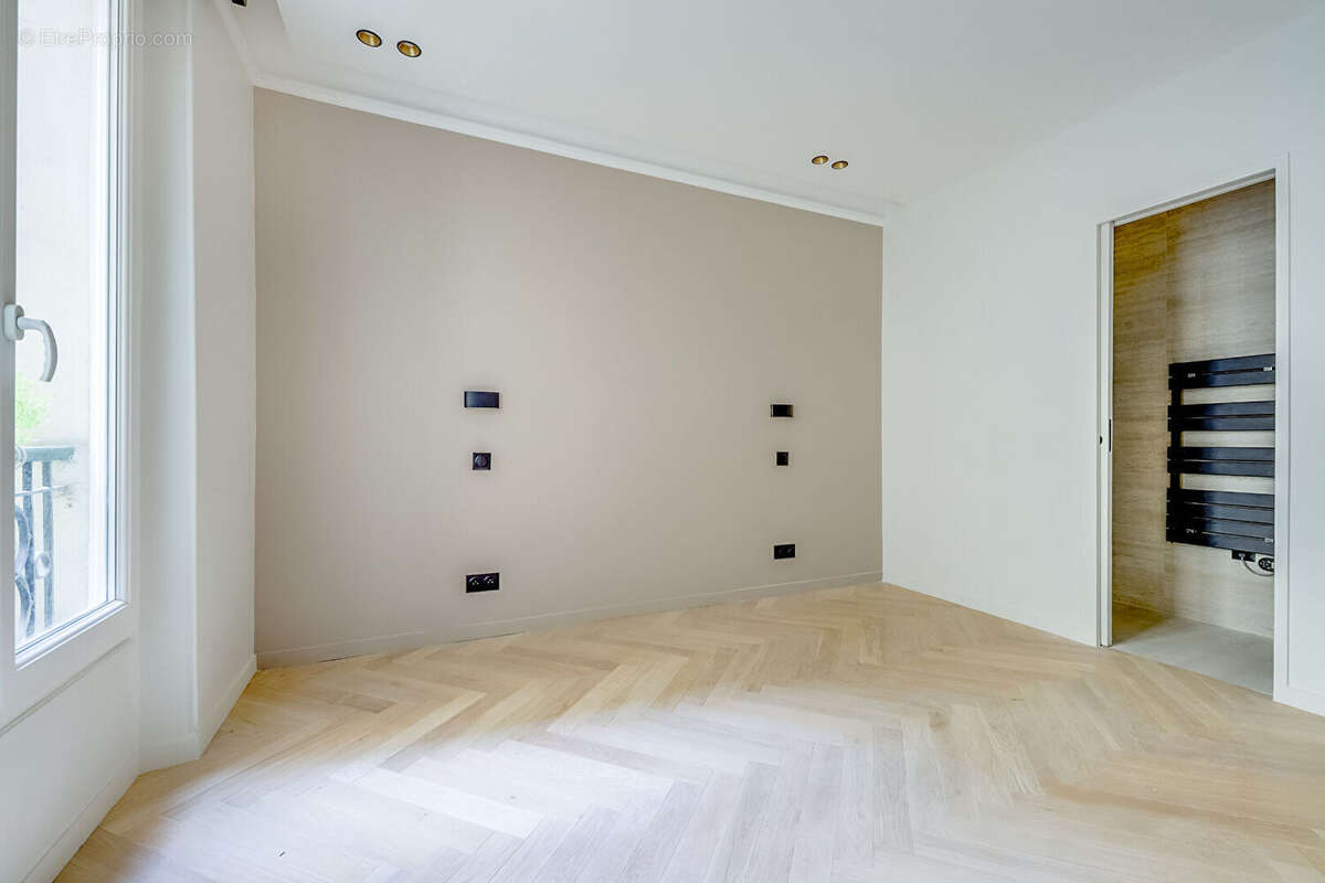 Appartement à PARIS-9E
