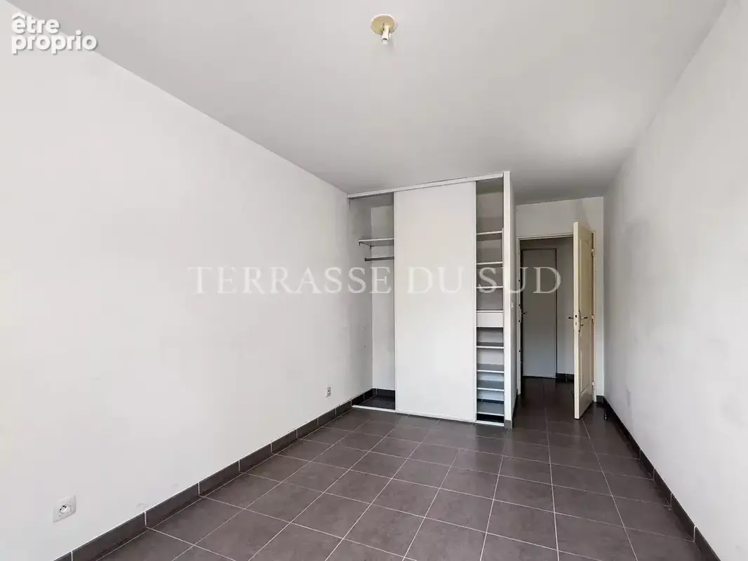 Vente Appartement 3 Pièces 67 m2 avec Terrasse - Quartier Breteuil - Marseille 6 - photo 13