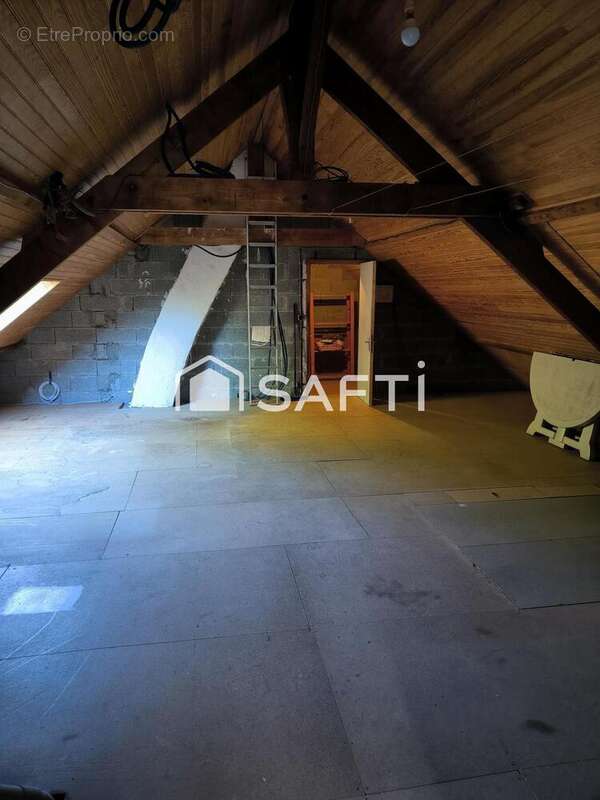 Photo 9 - Maison à CORDEMAIS