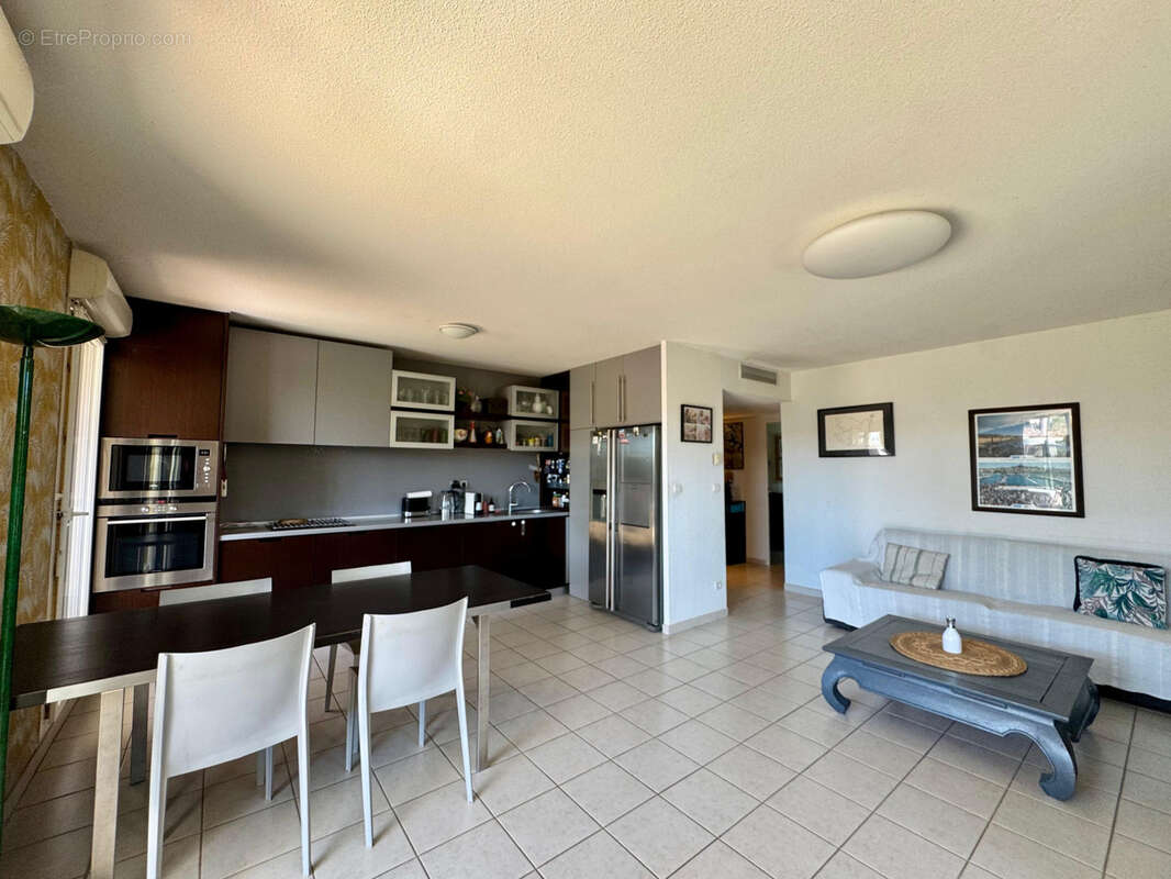 Appartement à MARSEILLE-9E