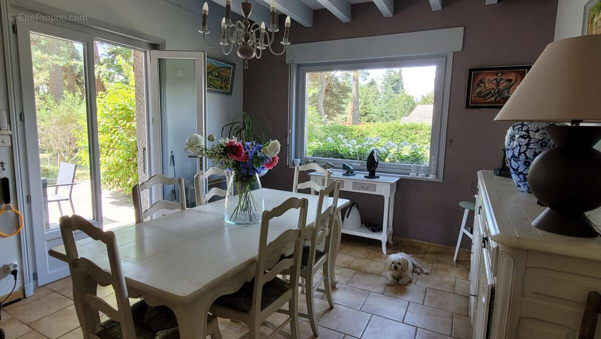 Maison à LE CHAMBON-SUR-LIGNON