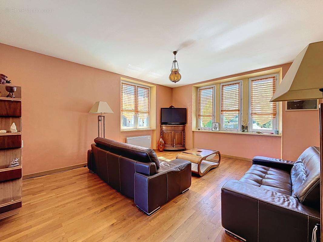 Maison à TOURNON-SUR-RHONE