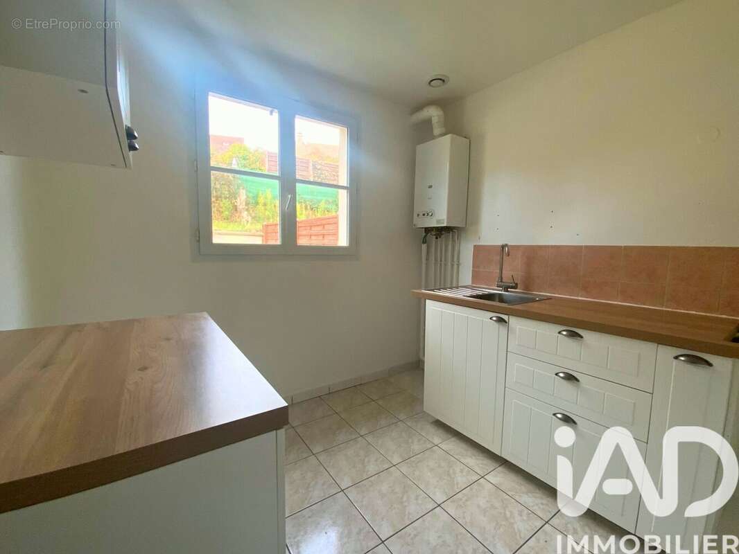 Photo 6 - Maison à LINAS