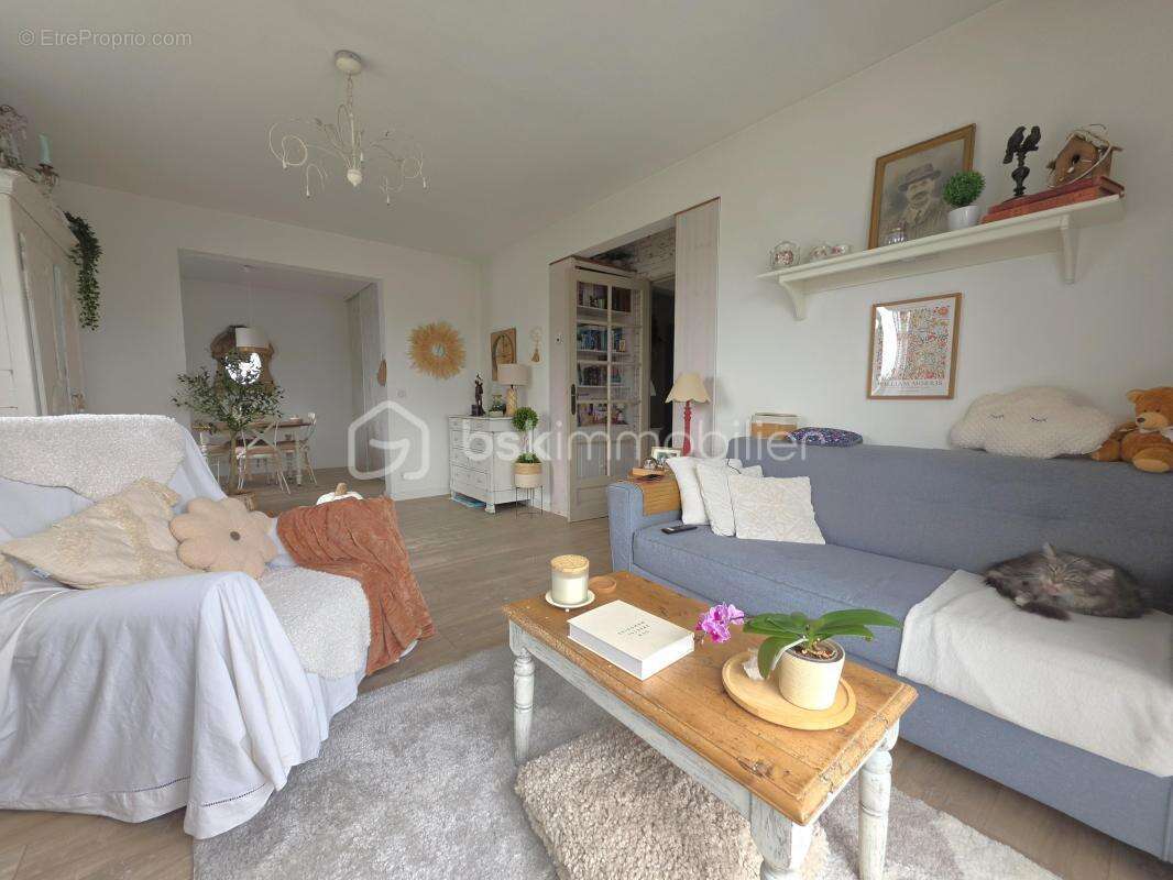 Appartement à OZOIR-LA-FERRIERE