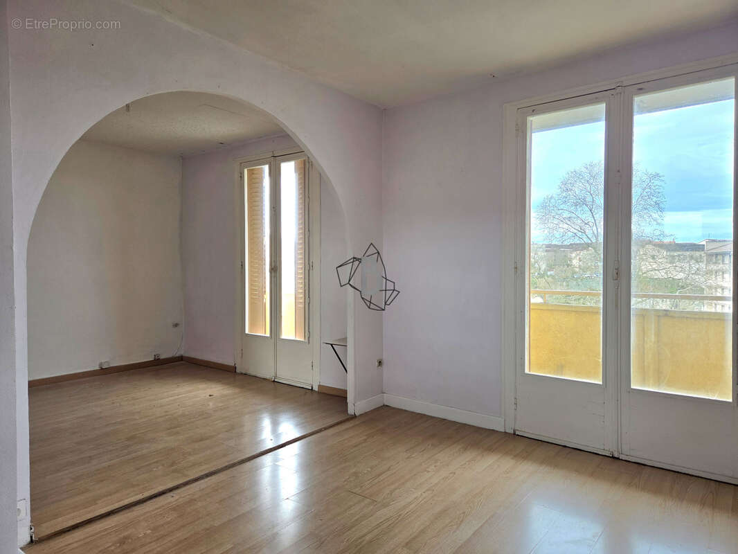 Appartement à CARMAUX