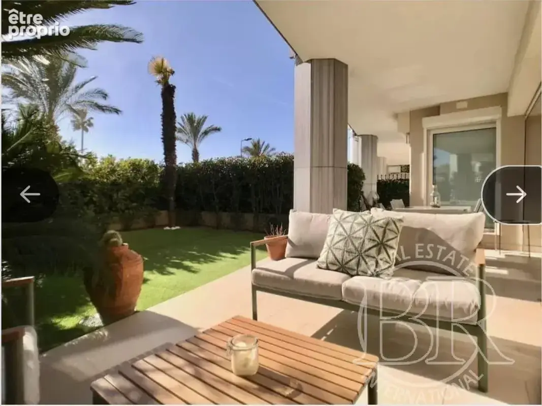 A vendre Golf Juan belle appartement Type 3 avec  garage et jardin - photo 9