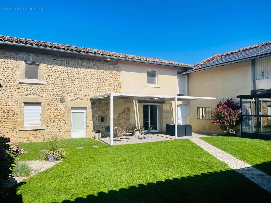 Maison 178 m² à Alixan  - photo 4