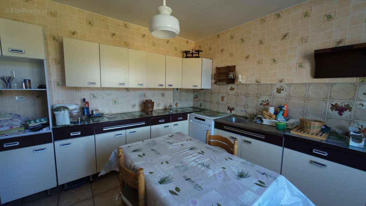 Maison à AVREMESNIL