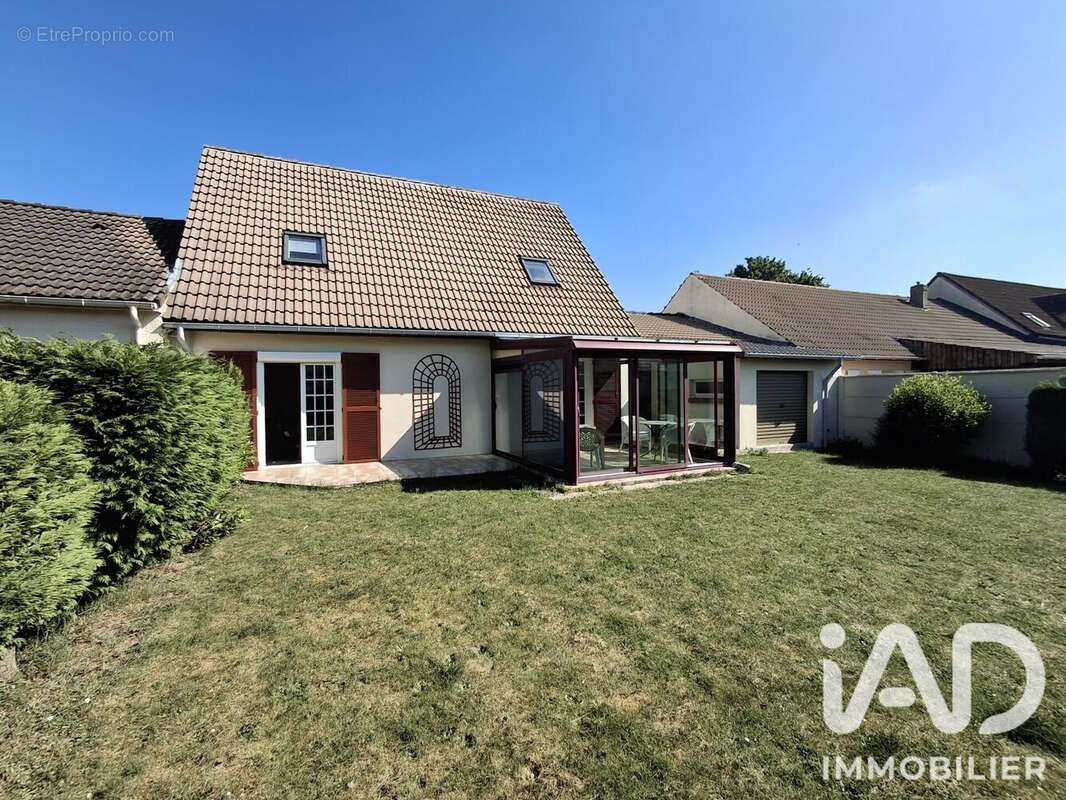 Maison 101 m² à Val-De-Reuil  - photo 3