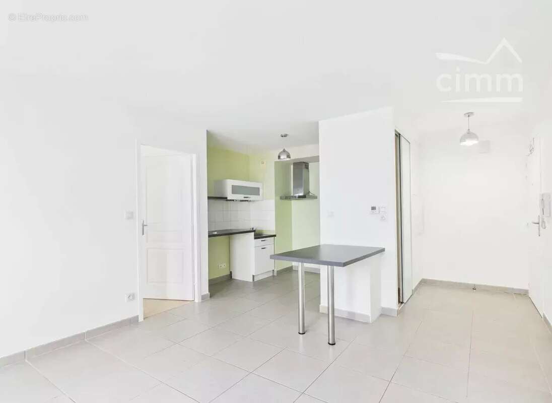 Appartement à SAINTE-LUCE-SUR-LOIRE