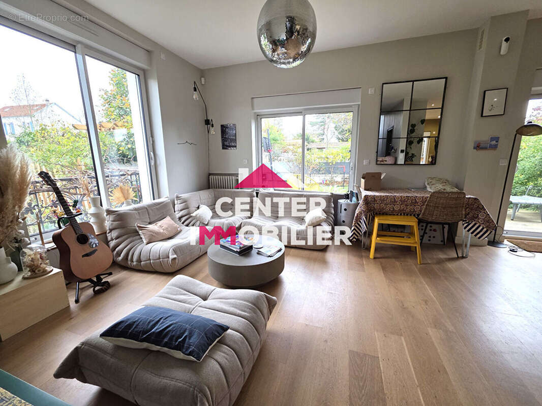 Maison à MAISONS-LAFFITTE