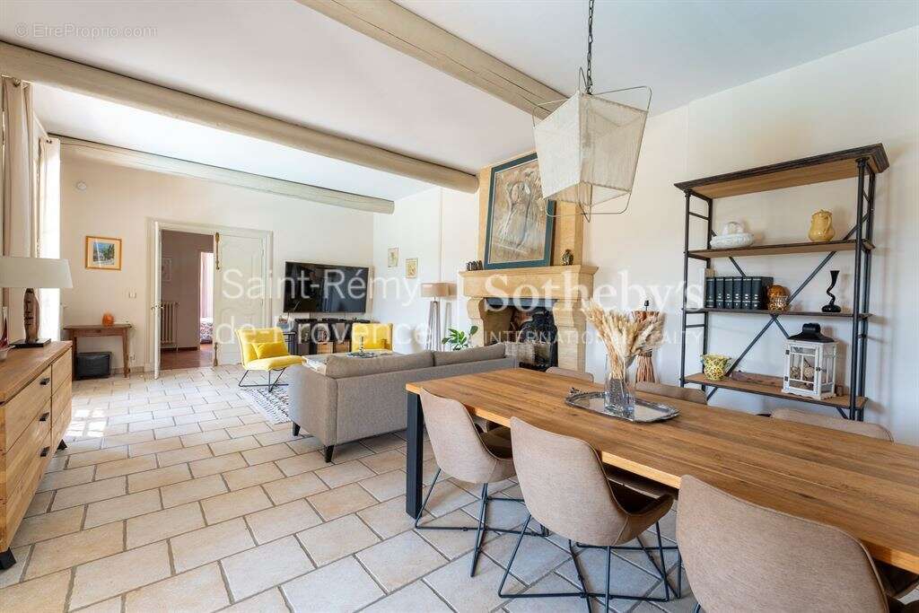 Maison à SAINT-REMY-DE-PROVENCE