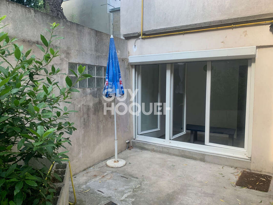 Appartement à LES LILAS