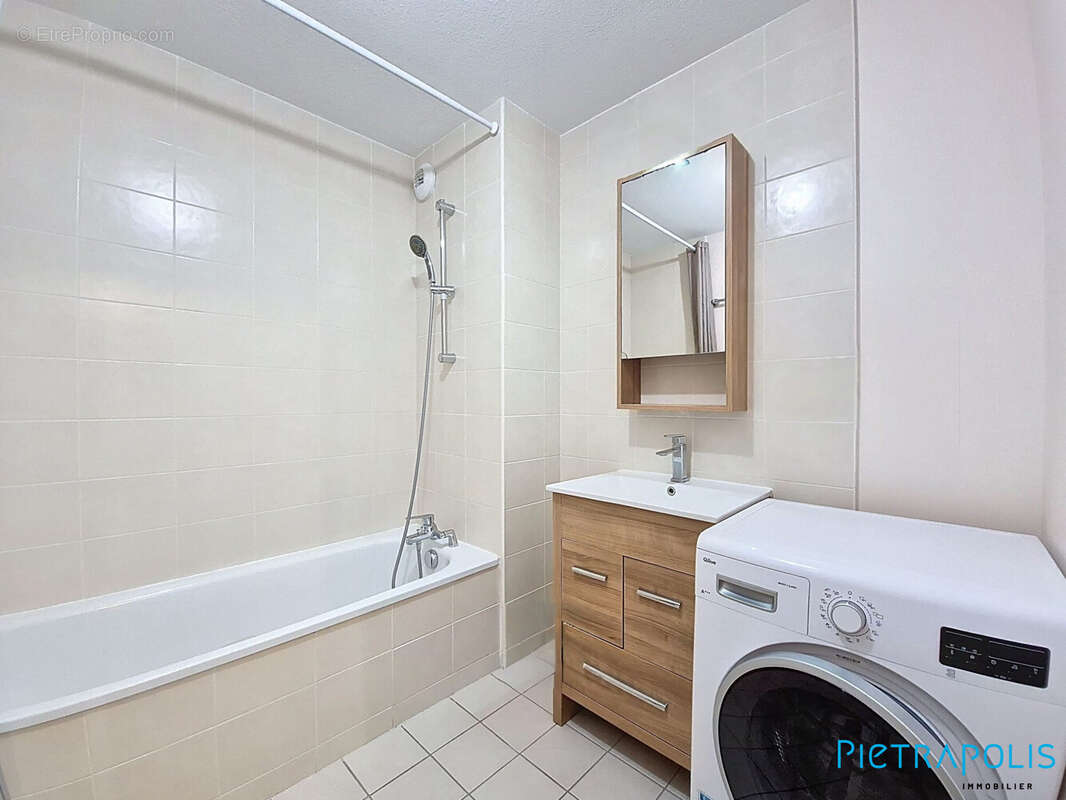 Appartement à VALLEIRY