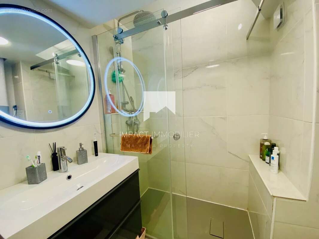 Appartement à HYERES