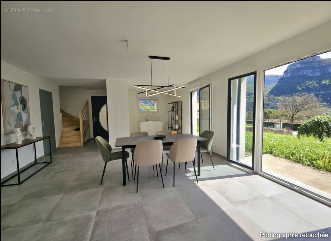 Maison à TENAY
