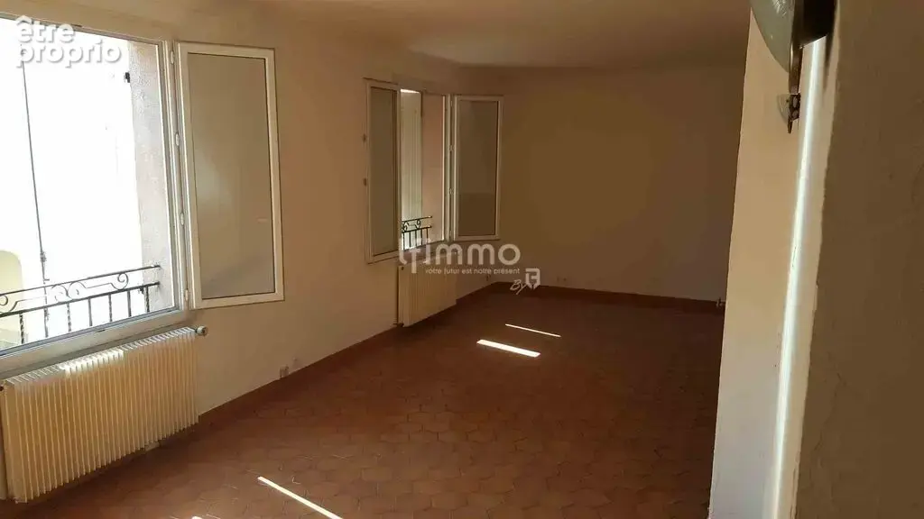 Ensemble immobilier avec parking - photo 5