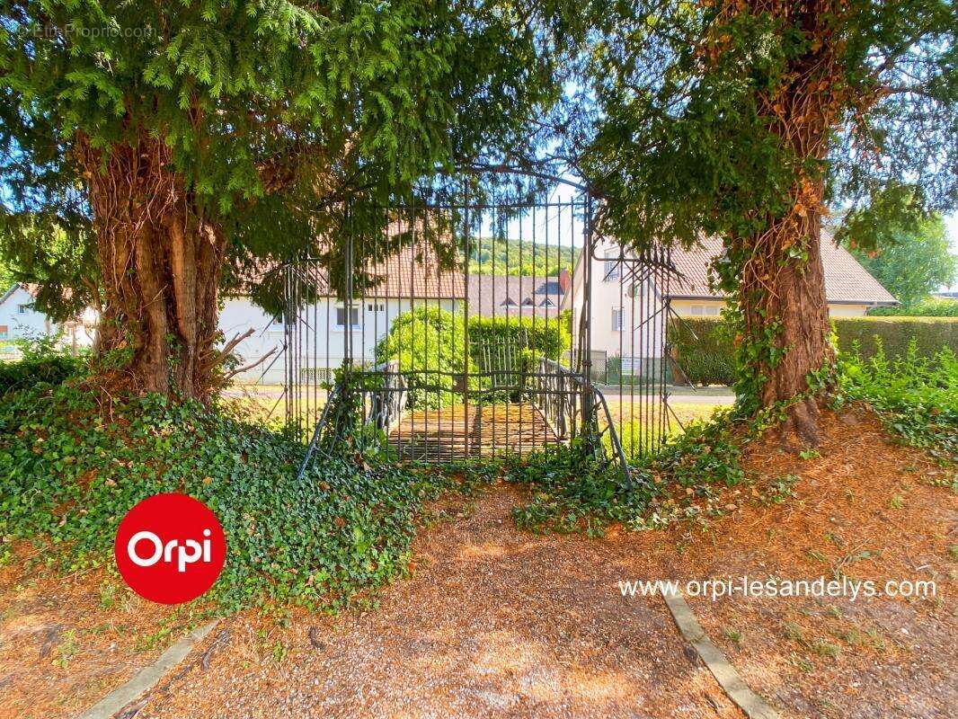 Les Andelys Centre ville-  Appartement T2 avec ascenseur - 59 m² - photo 13
